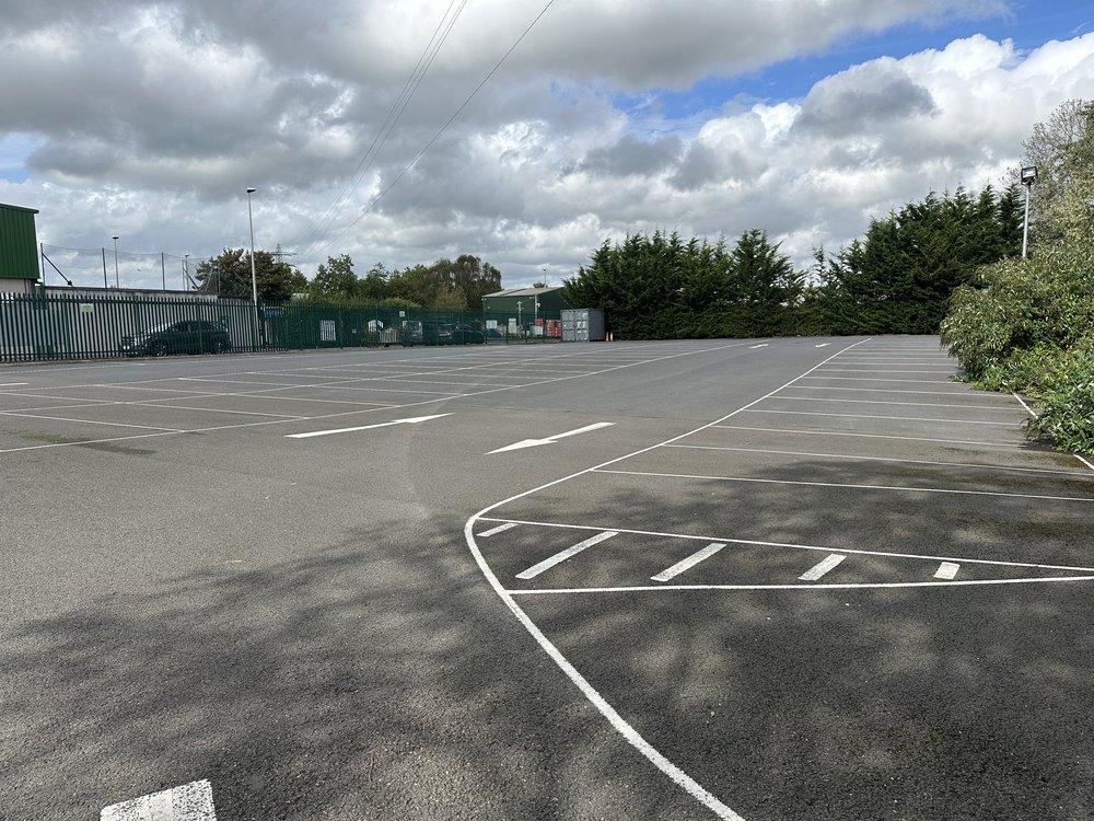 Office in Newton Abbot - photo 4